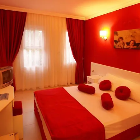 Destina Hotel